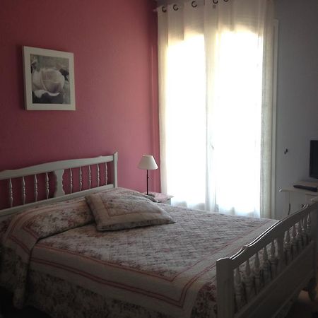 Bed and Breakfast Logis Du Comte Suze-la-Rousse Esterno foto