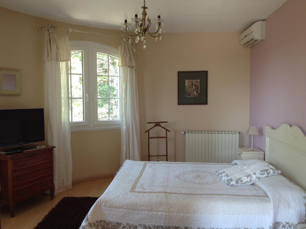 Bed and Breakfast Logis Du Comte Suze-la-Rousse Esterno foto