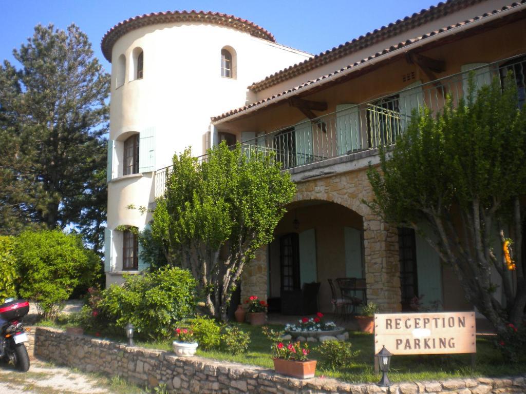 Bed and Breakfast Logis Du Comte Suze-la-Rousse Esterno foto