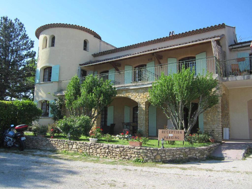 Bed and Breakfast Logis Du Comte Suze-la-Rousse Esterno foto